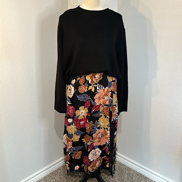 BAND OF THE FREE LILOU BLACK FLORAL LACE SLIP MIDI SKIRT (S) NWT - Picture 6 of 10